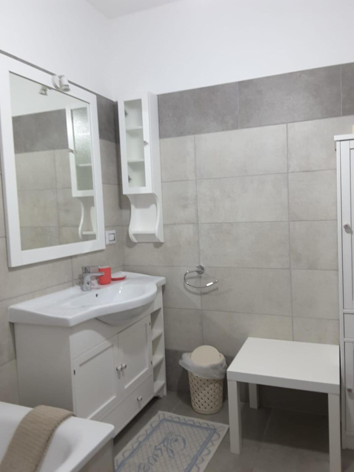 Lucrece Holiday Apartment Turin Exterior foto